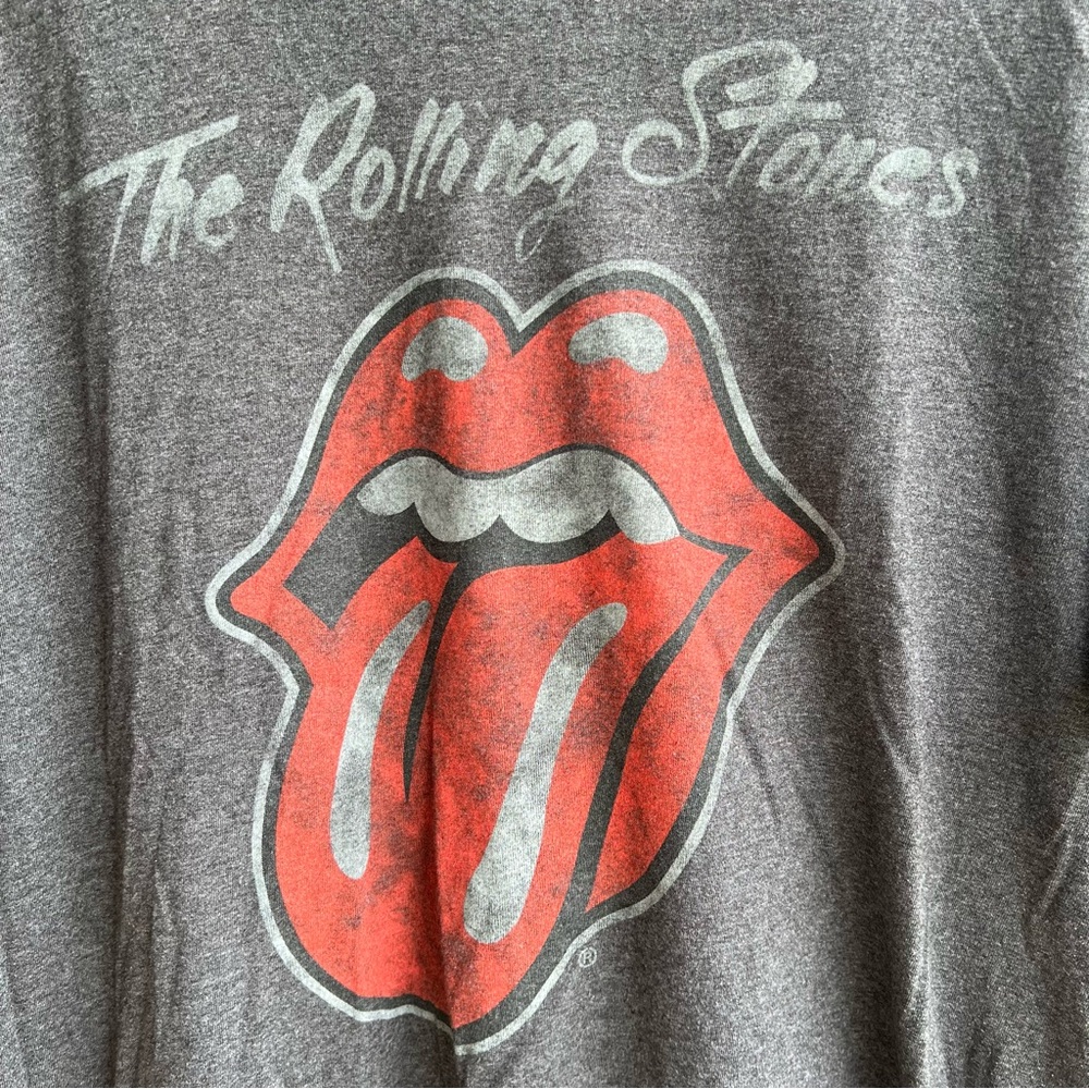 🍒💣 The Rolling Stones band t-shirt